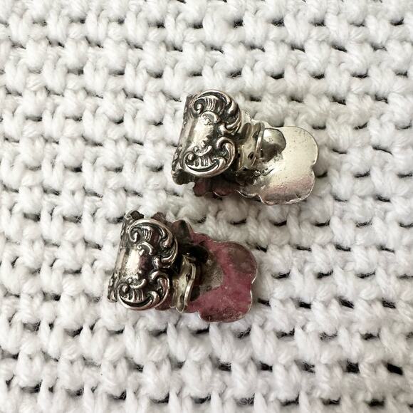 Vintage Foree Sterling Ornate Scroll Signed Clip On Luggage Tag Earrings - Picture 5 of 10